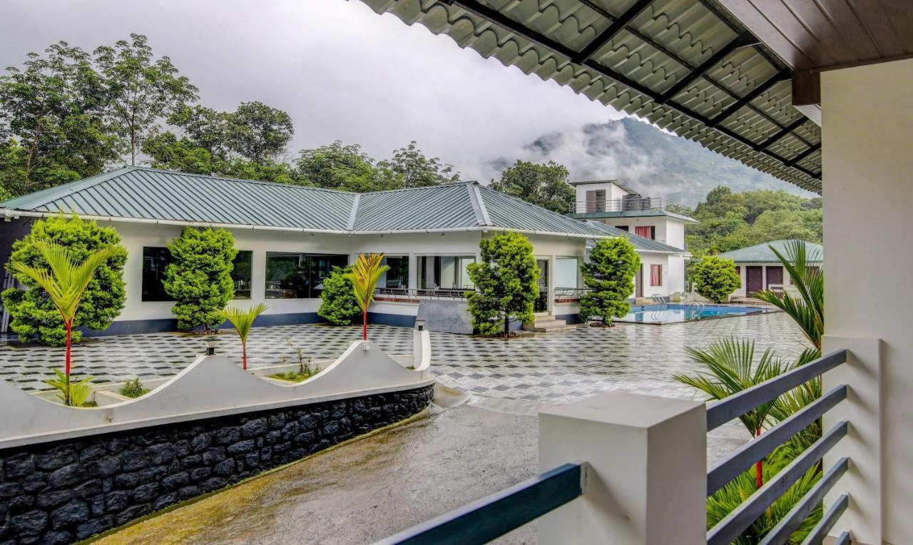 Treebo Trend Misty Garden Resorts With Mountain View Munnar Bagian luar foto