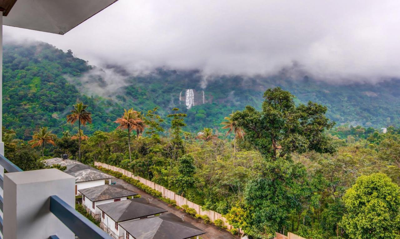 Treebo Trend Misty Garden Resorts With Mountain View Munnar Bagian luar foto
