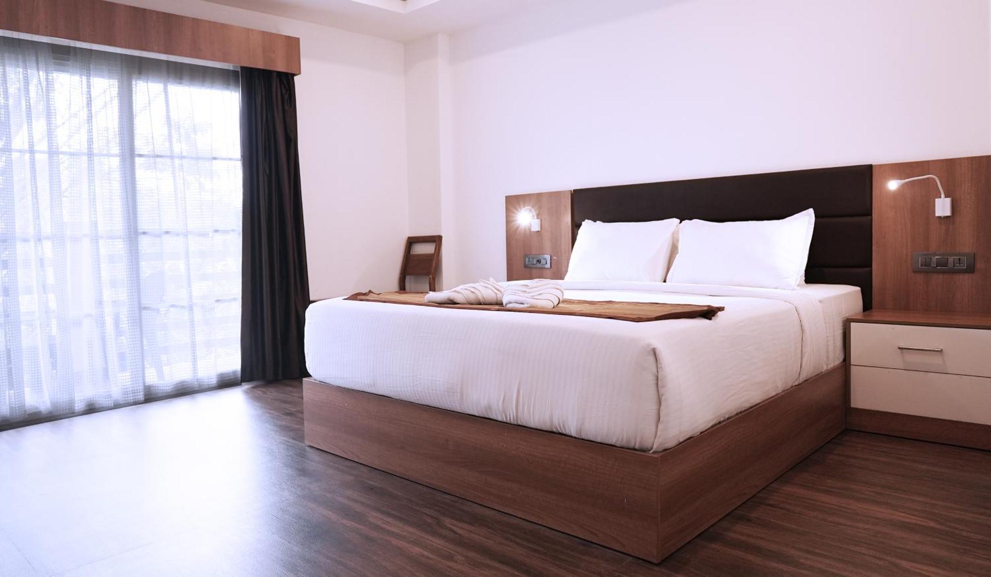 Misty Garden Resort And Spa Munnar Bagian luar foto